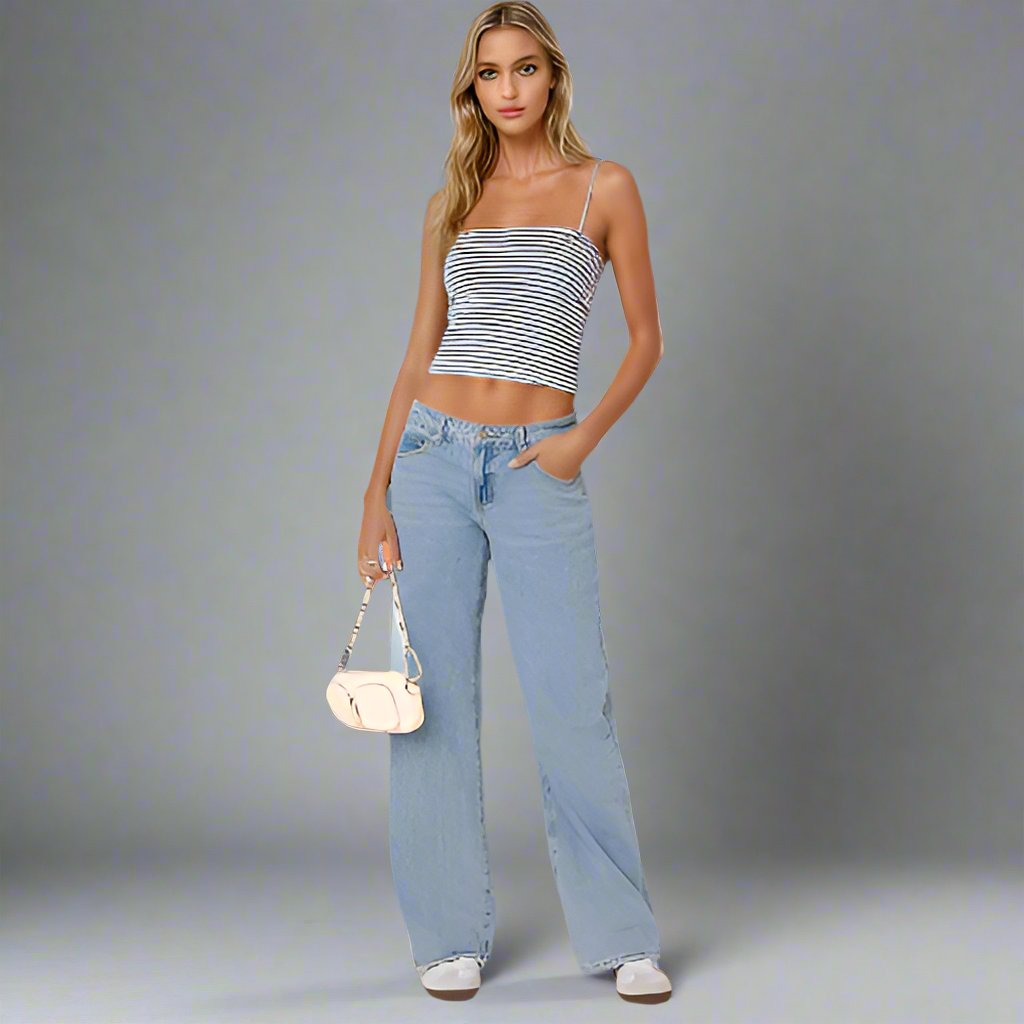 MILA | Low-Rise Jeans